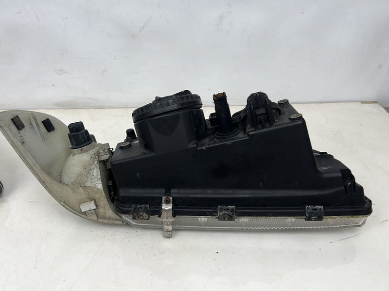 1998-2000 Volvo V70 S70 Front Left Right Headlight Lamp Pair OEM