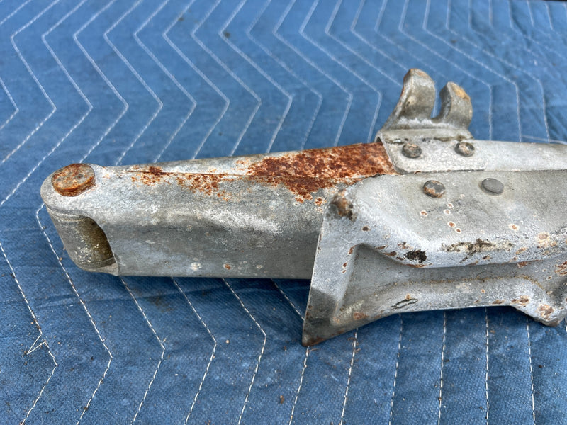 1986-1993 Volvo 240 244 Sedan Emergency Spare Tire Scissor Jack OEM #4211EM