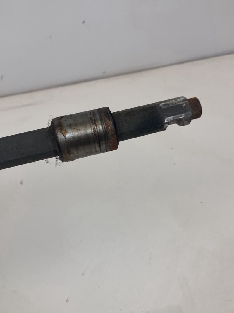 1992 Volvo 940 944 - Steering Shaft PN: 1329987 681915