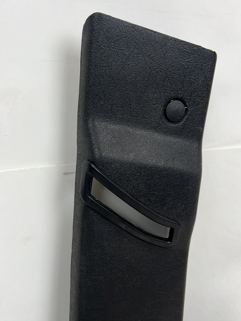 1990-1992 Volvo 740 745 940 Wagon Right & Left C Pillar Trim Black OEM #5869EM