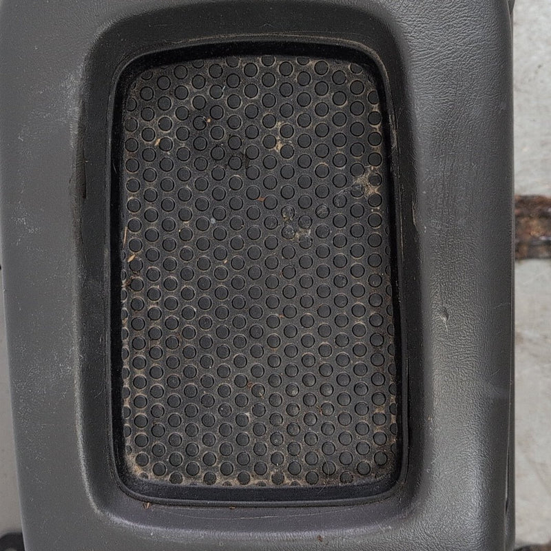 2003-2006 Chevy Tahoe Suburban Center Console Assembly Black OEM Rear Audio