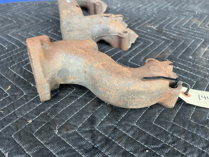 1969-1975 Chevy Camaro Small Block Exhaust Manifold W/ Air Left 3989041 #3561E
