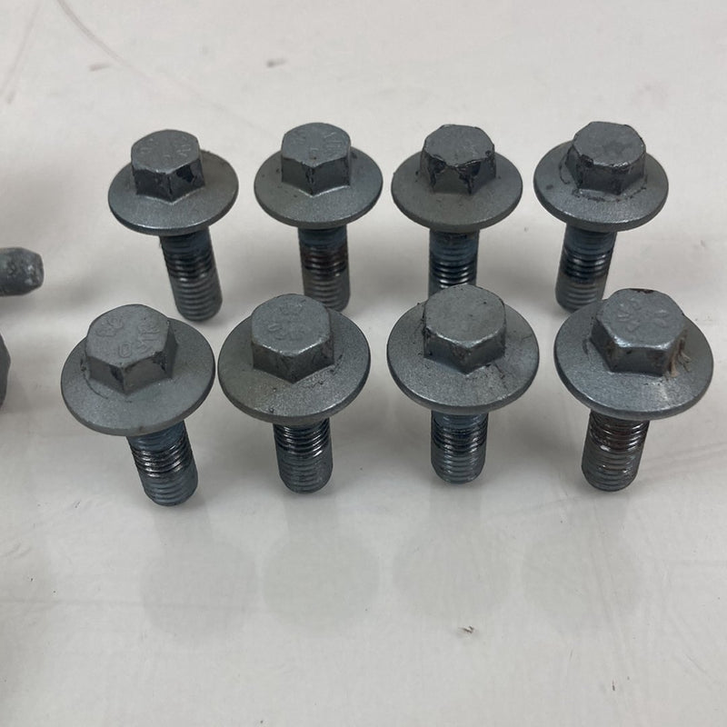 2007 Volvo S60 - Door Hinge Set