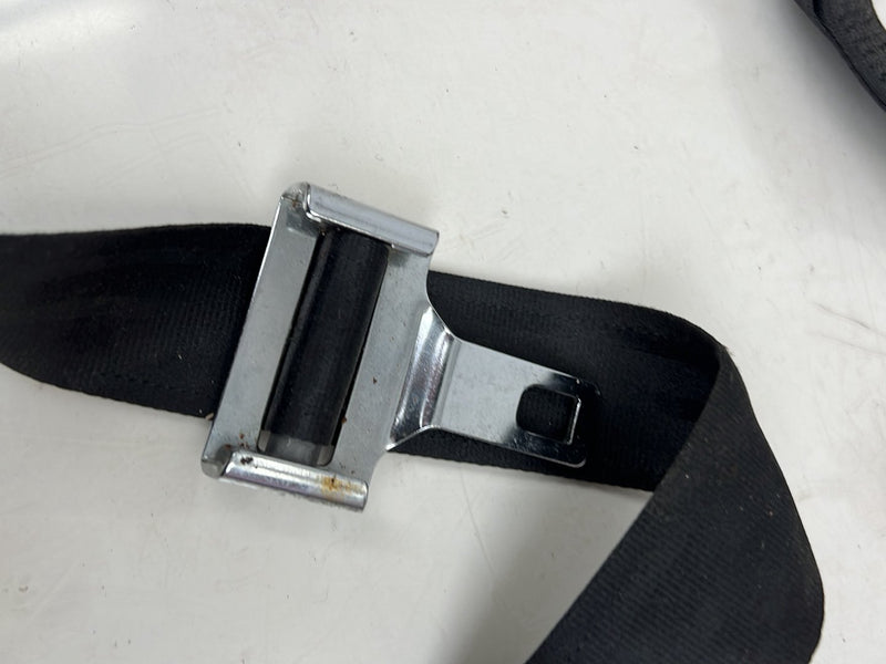 1990-1992 Volvo 740 745 940 Wagon Rear Seat Belt Retractor Buckle Set OE #5857EM