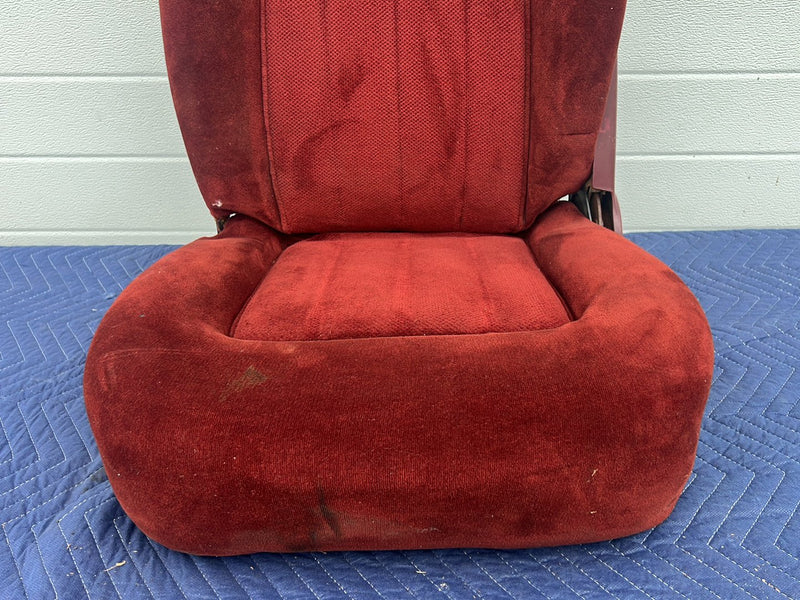 Chevrolet Silverado - Front Seat