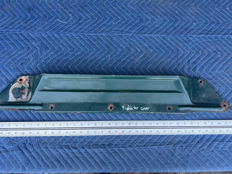 1967-1974 Volvo 140 142 144 145 Front Radiator Cover Trim Green OEM #4957EM