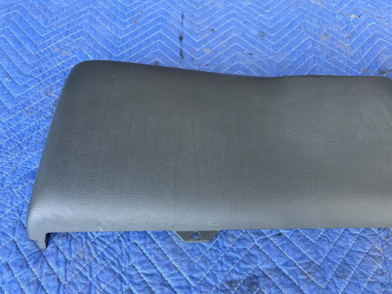 1999-2002 Chevy Silverado GM Left Dash Lower Knee Bolster Trim Panel OEM #1833CN
