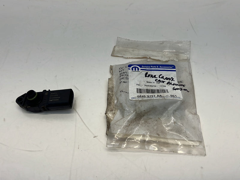 Mopar Rear Crank Case Pressure Sensor 68453737 OEM #5309EM