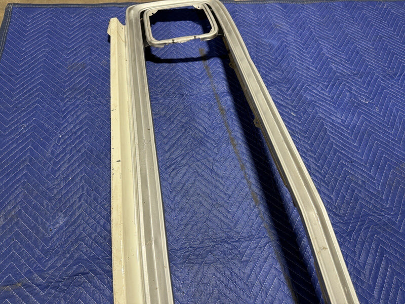 1971-1972 Chevrolet Pickup Truck C10 C20 Outer Grille Blazer OEM NICE #3172E