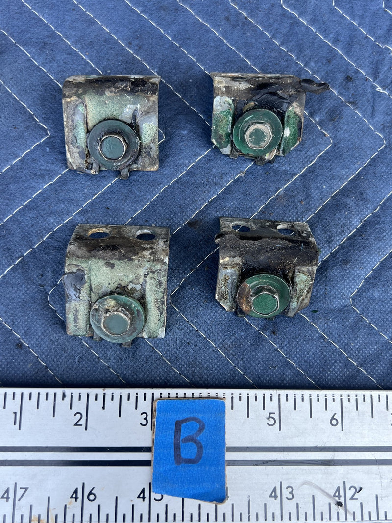 1973 Volvo 140 142 - Hardware