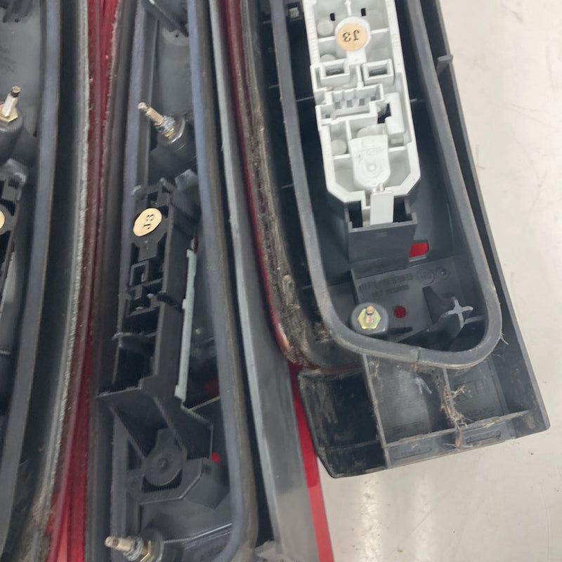 1998-2000 Volvo V70 S70 Upper Lower Tail Light Lamp Assembly Full Set OEM #TEST