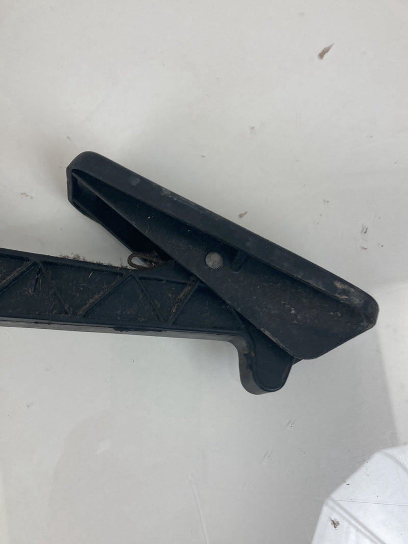 1992 Volvo 940 944 - Gas Pedal PN: 1330443
