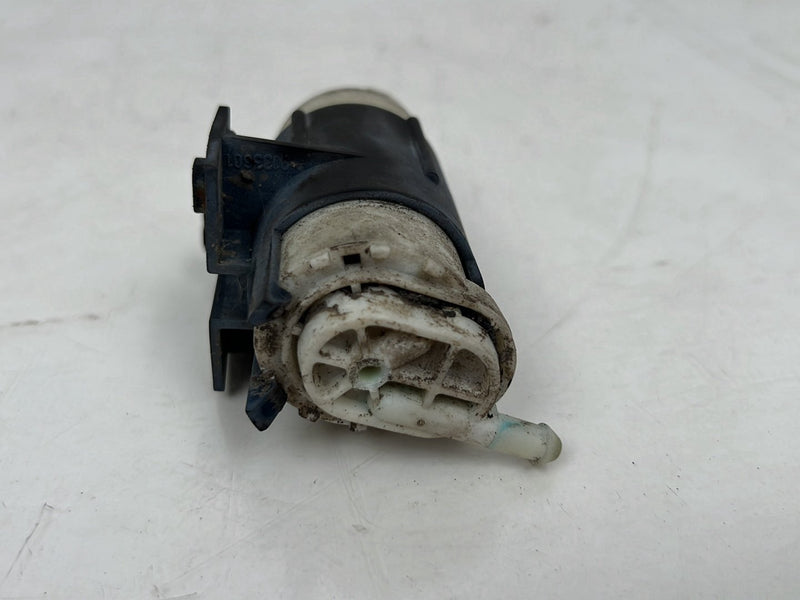 1993-1997 Volvo 850 Rear Windshield Washer Fluid Pump OEM