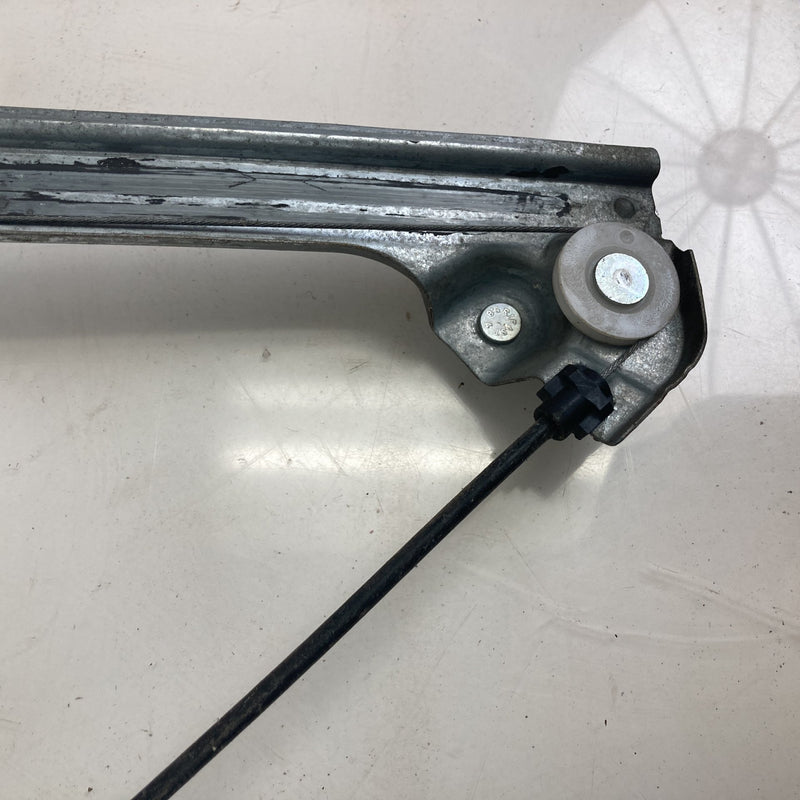 2014-2020 Chevrolet Silverado 1500 Front Right Window Regulator OEM #5582M