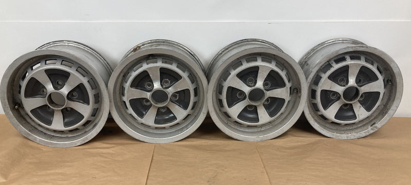 1983 Jaguar XJ6 Series 3.4 - Wheel Set PN: CAC391