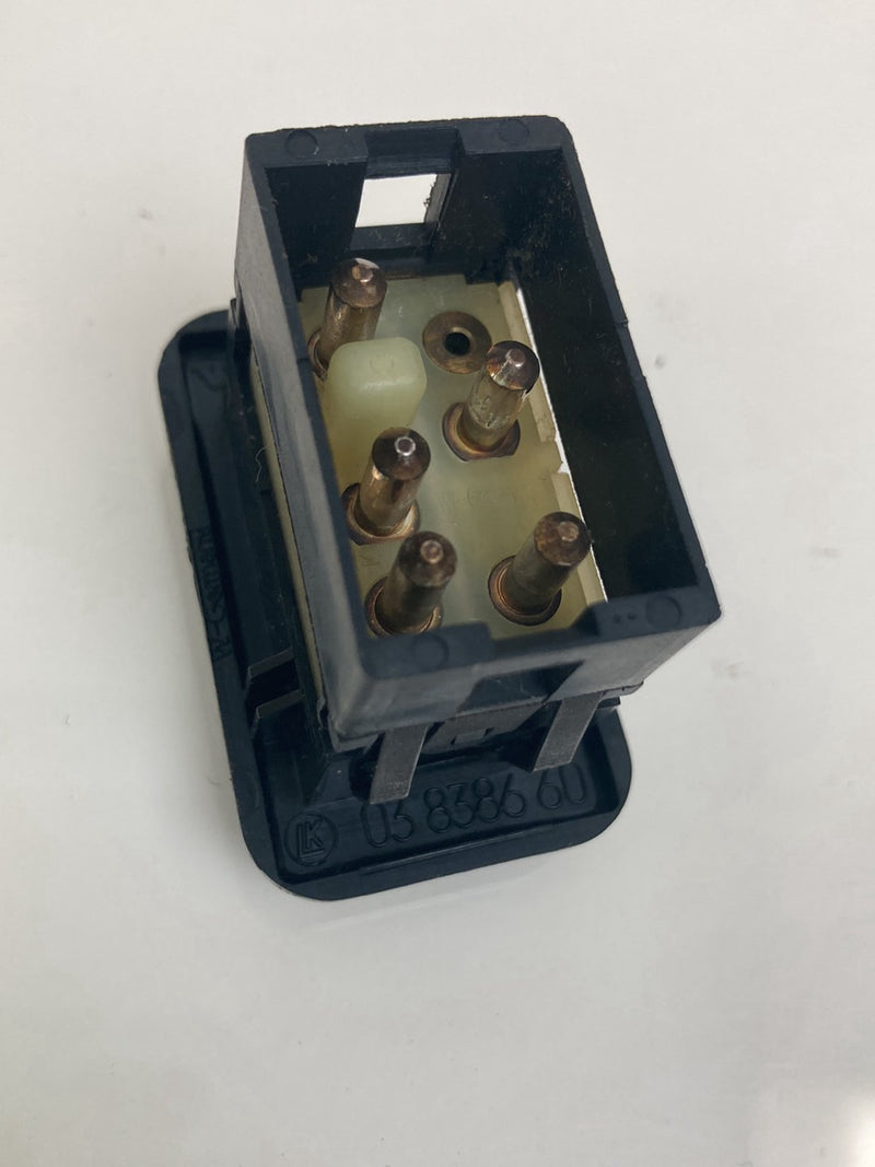 1992 Volvo 940 944 - Window Switch PN: 3838660 1362551