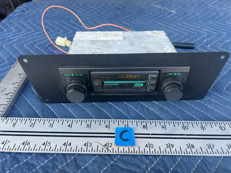1967-1974 Volvo 140 142 144 145 Radio Stereo AM FM 340DGL Head Unit OEM #4907EM