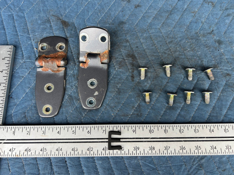 1985-1988 Suzuki Samurai SJ413 Door Hinges Set OEM