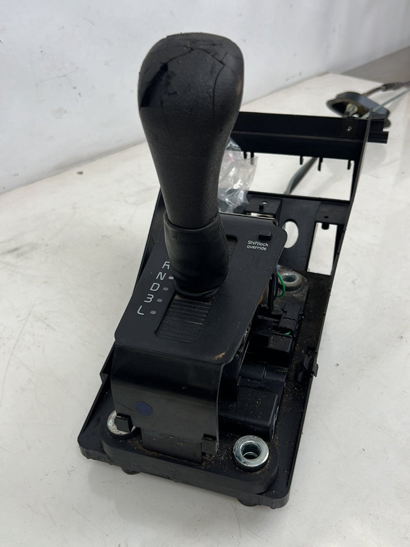 1993-1997 Volvo 850 Automatic Gear Shifter Assembly w/ Cables OEM