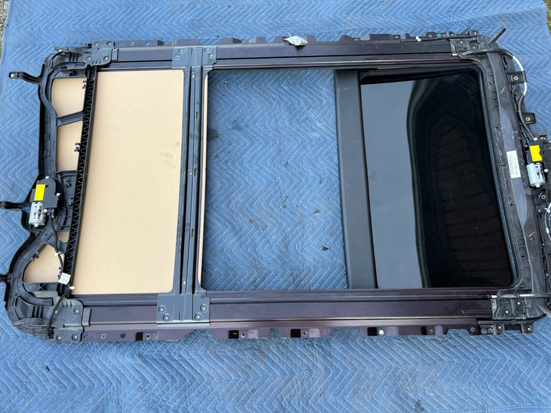 2011-2017 BMW X3 F25 Sunroof Assembly Glass & Track w/ Hardware OEM #2270EM