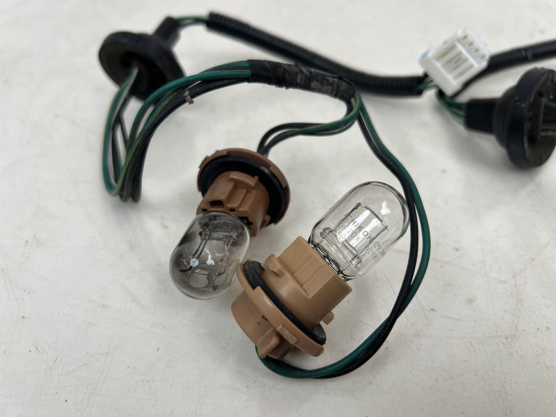 2008-2010 Nissan Rogue Rear Tail Light Socket Wiring Harness Pair OEM #6804EM