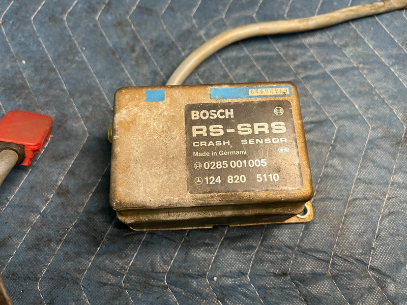 1986-1995 Mercedes 300D W124 Bosch SRS Crash Sensor Control Module OEM #2772EM