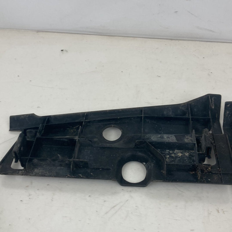 1999-2004 Land Rover Discovery II L550 Headlight Finisher Cover DEB100100 DEB100110 OEM #5065M