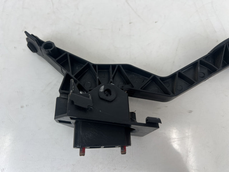 1998-2000 Volvo S70 V70 XC Throttle Accelerator Gas Pedal Assembly OEM #6896EM