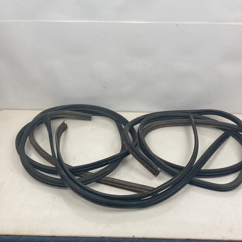 1996 Chevrolet Silverado GMT800 - Door Seal Set of 4
