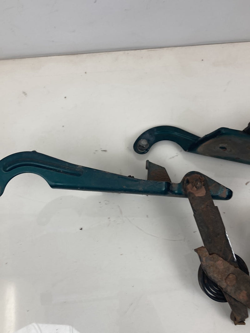 1996 Chevrolet Silverado GMT800 - Hood Hinge Pair