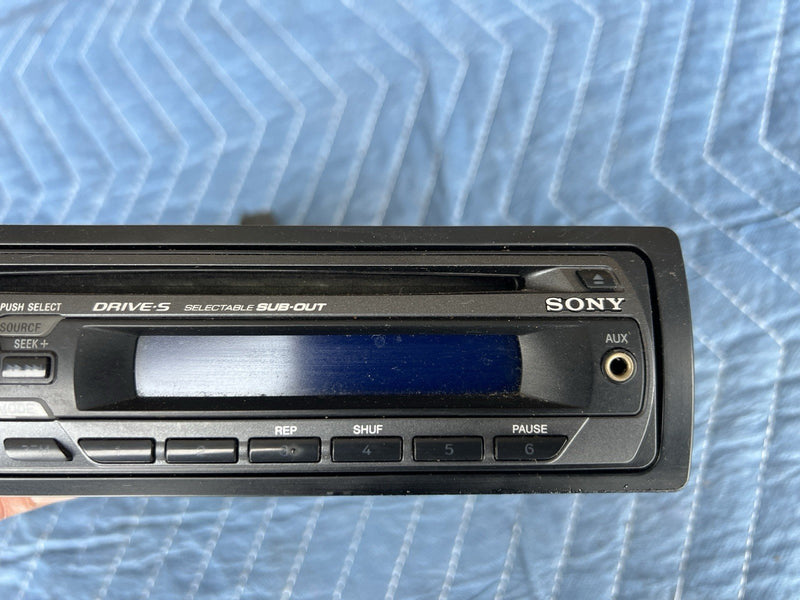 Sony CDX-GT120 Radio Head Unit CD Player w/Wiring For 93-00 Volvo 850 V70 #4569E