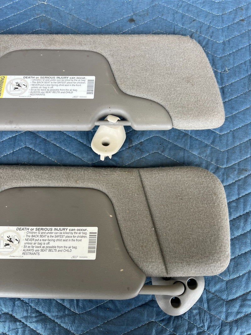 1999-2007 Chevy Silverado Left & Right Sun Visor Pair 1500261 OEM #1548CN