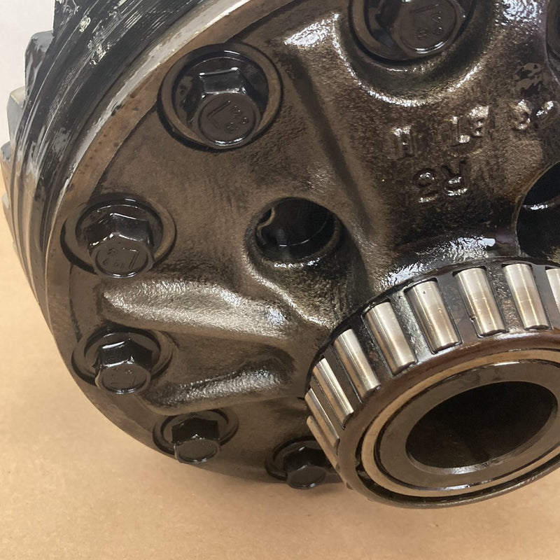 1995-1998 Chevy GMC C/K Rear Differential Assembly 4:10 Ratio Locker OEM