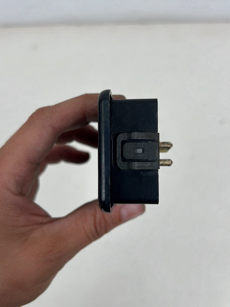 1990-1992 Volvo 740 745 940 Front Passenger Right Door Window Switch OEM #5858EM
