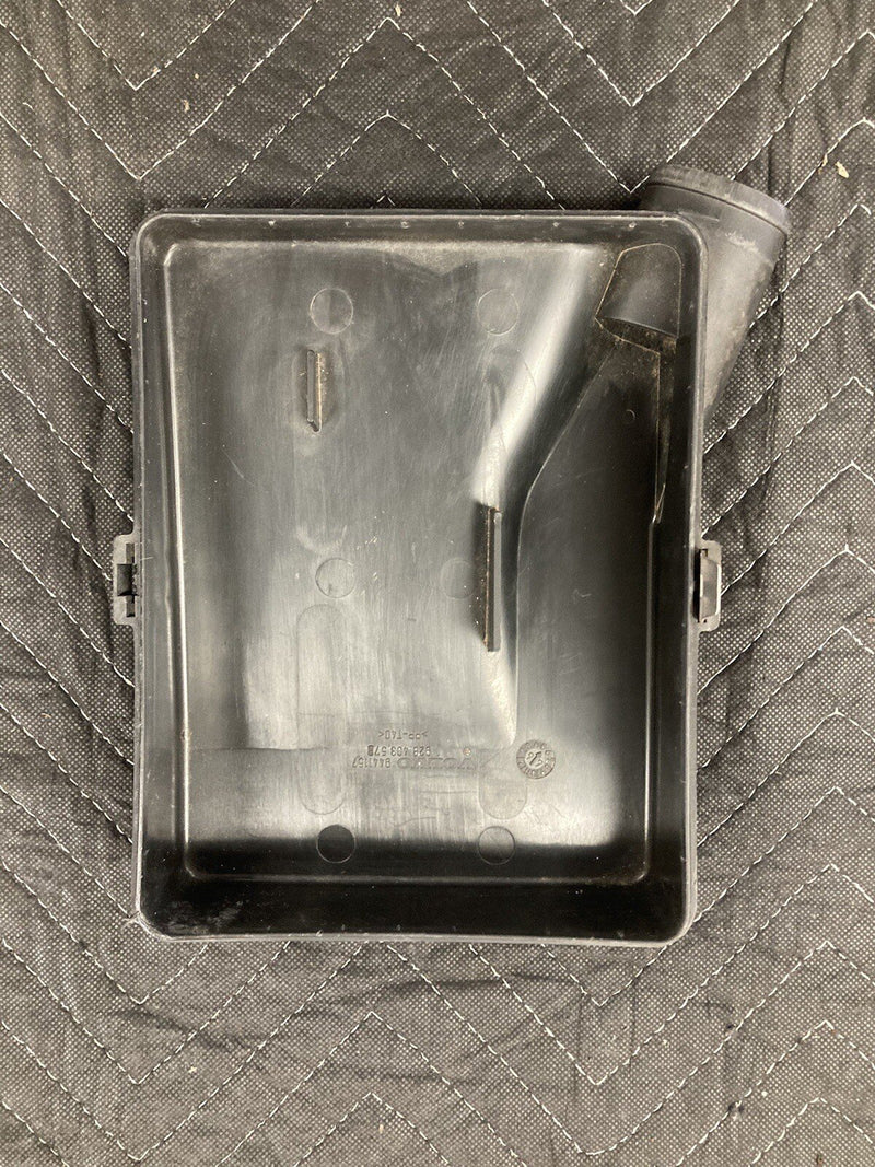 1998-2000 Volvo V70R V70 S70 ECU Cover Engine Computer Cover 9441157 OEM #325M
