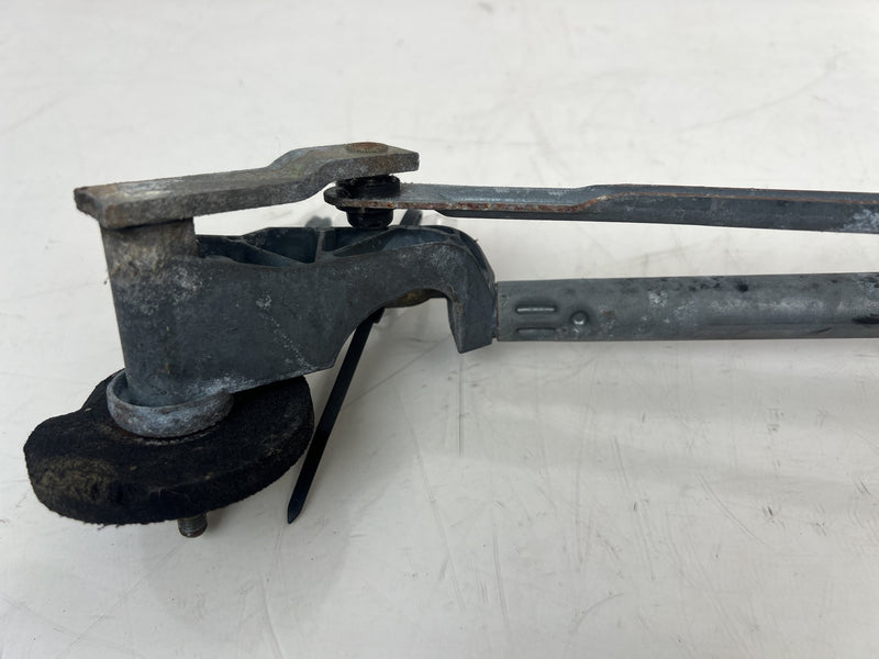 1998-2000 Volvo S70 V70 XC Windshield Wiper Motor Transmission OEM #6892EM