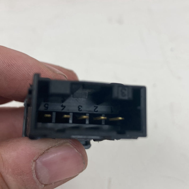 1999-2004 Land Rover Discovery II L550- Hazard Light Switch Button PA6GFGB30 #5037M