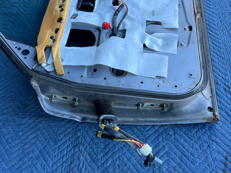 1986-1993 Volvo 240 244 245 Front Passenger Right Door Assembly Gray OEM #4369EM