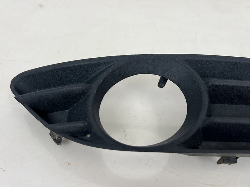 2004-2007 Volvo S60R V70R Front Right Bumper Trim Fog Light Bezel OEM #5768EM