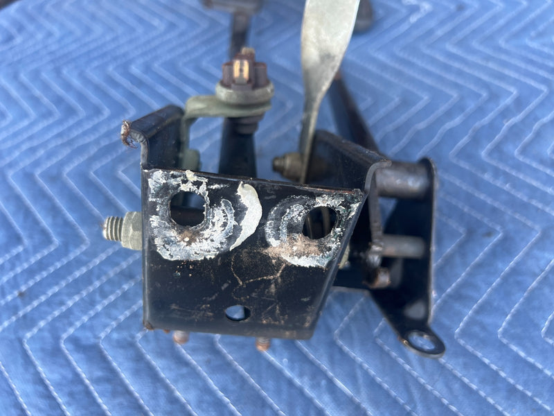 1967-1974 Volvo 140 142 144 145 Clutch & Brake Pedal Assembly Manual OEM #4922EM