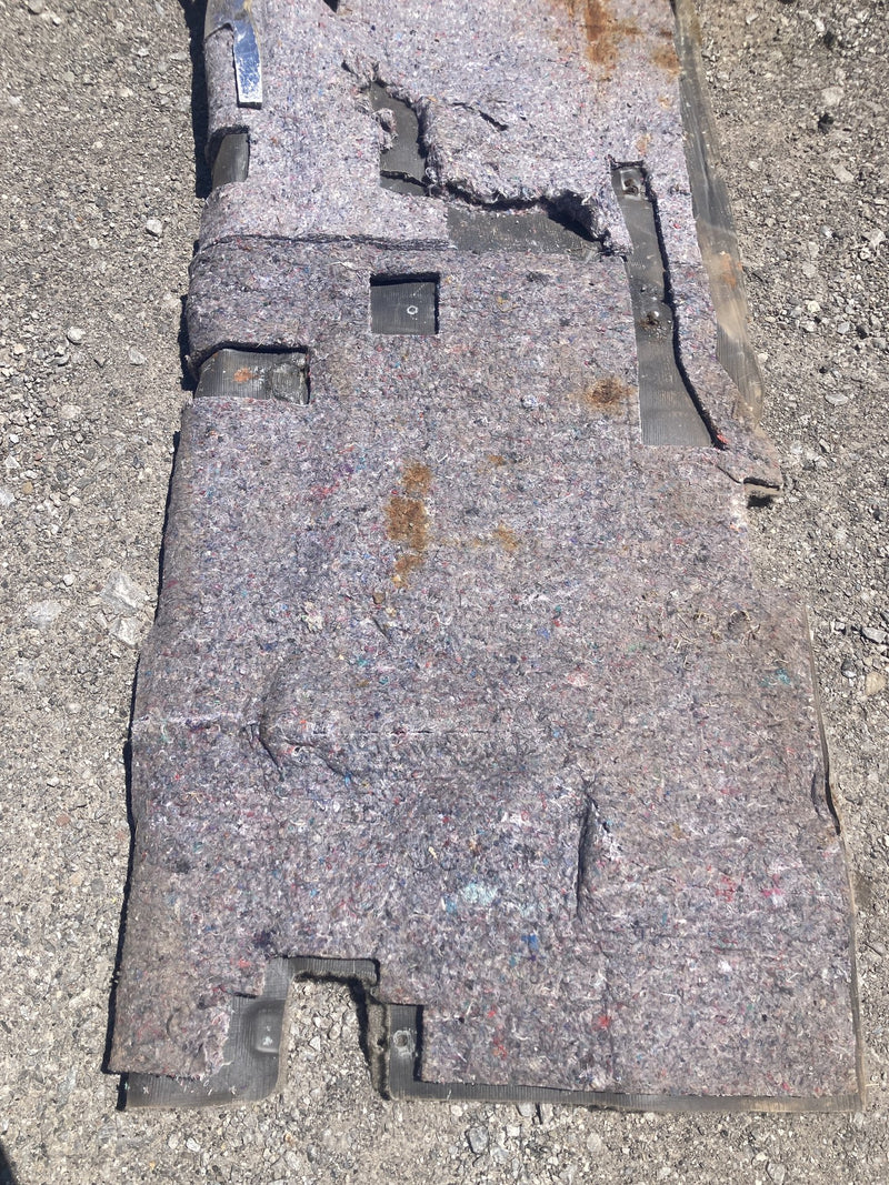 1996-1999 Chevy Silverado GMT800 Extended Cab Carpet Gray 15732515 OEM #4715M