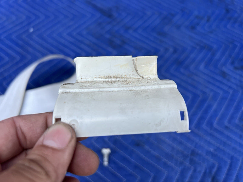 1980-1985 Cadillac Seville Front Left Driver Seat Belt White GM OEM #3373M