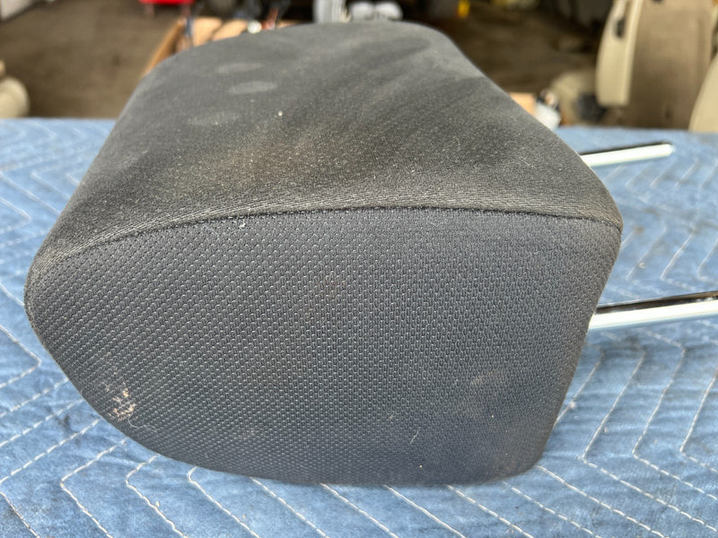 2008-2010 Nissan Rogue RH Passenger Seat Front Headrest Cloth OEM #2102CN