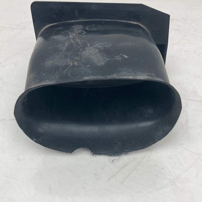 1998-2000 Volvo V70 Air Intake Tube Duct 9155878 OEM #5212M