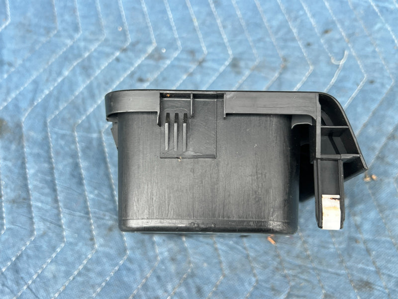 2002-2006 Toyota Camry  Center Console Cupholder Coin Storage OEM  #76DU