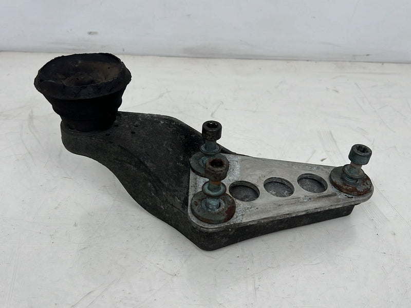 1996-2003 Audi S8 D2 A8 Front Right RH Upper Motor Engine Mount OEM #6573EM