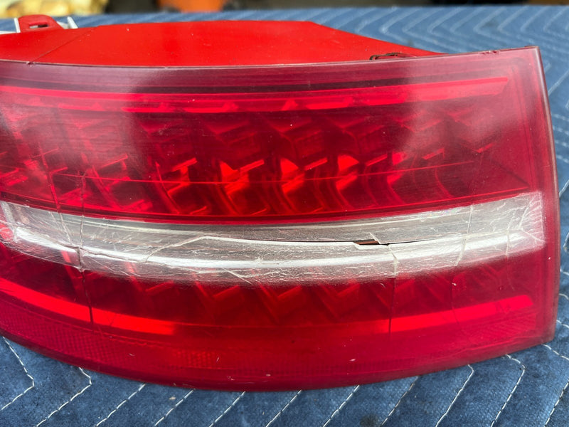 2009-2011 Audi A6 Outer Driver Left LH Tail Light Lamp 4F5945097 OEM #3408EM