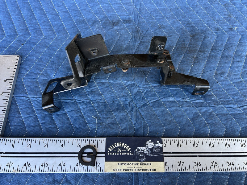 1998-2003 Jaguar XJR XJ8 X308 Engine Bay Support Bracket OEM #4807E