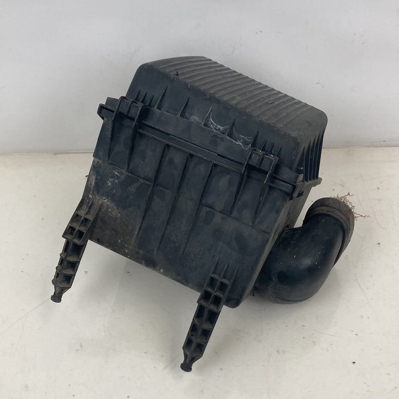 1999-2004 Land Rover Discovery II L550 Air Cleaner Box Intake OEM #5071M