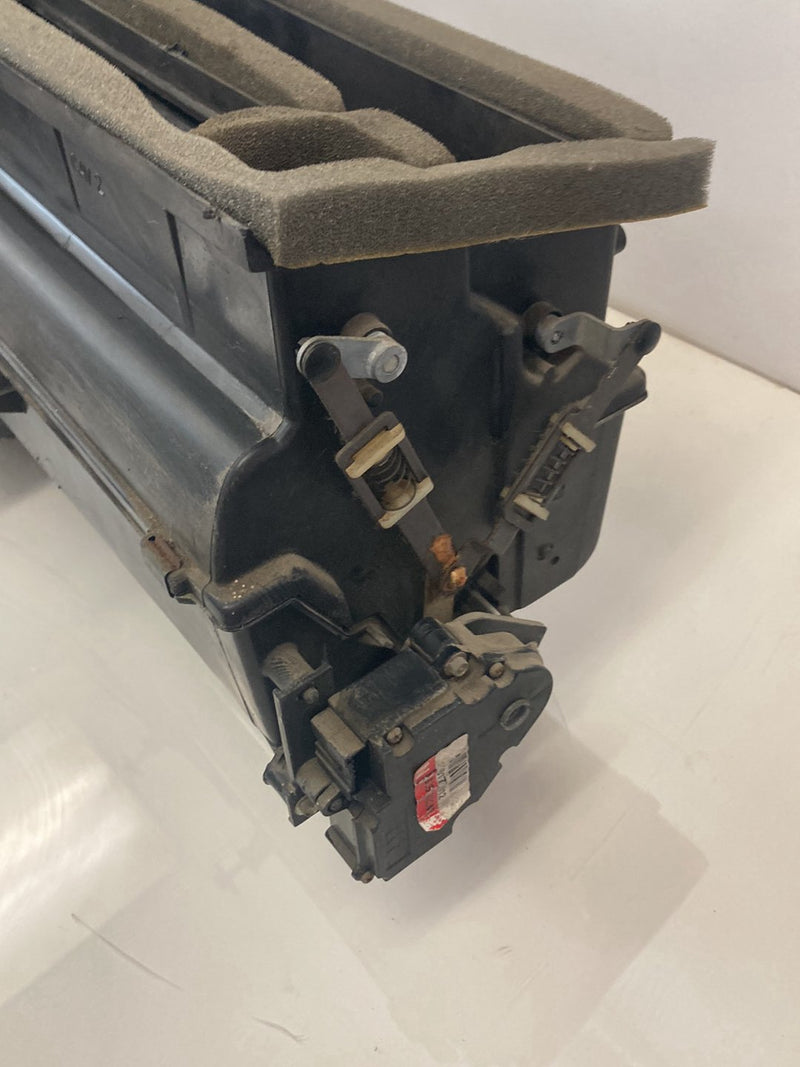 1995 Chevrolet Silverado GMT800 - HVAC Box PN: 15530579